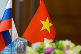 Giải mã “cân bằng chiến lược” của Việt Nam trong tam giác Mỹ-Nga-Việt