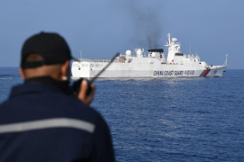 Philippines yêu cầu các tàu TQ ở Scarborough rời đi ngay lập tức