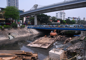 Dự án 800 triệu USD hồi sinh sông Tô Lịch chưa hẹn ngày về đích